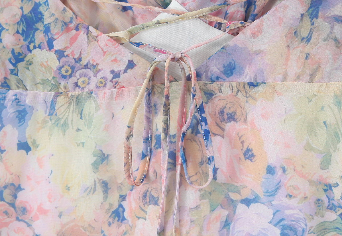 Sleeveless Chiffon Dress With Plunging Neck In Slim Fit, Polyester Fabric, Midi Dress Length