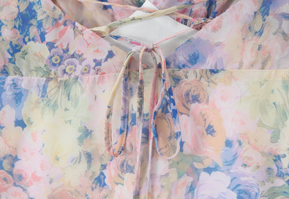 Sleeveless Chiffon Dress With Plunging Neck In Slim Fit, Polyester Fabric, Midi Dress Length