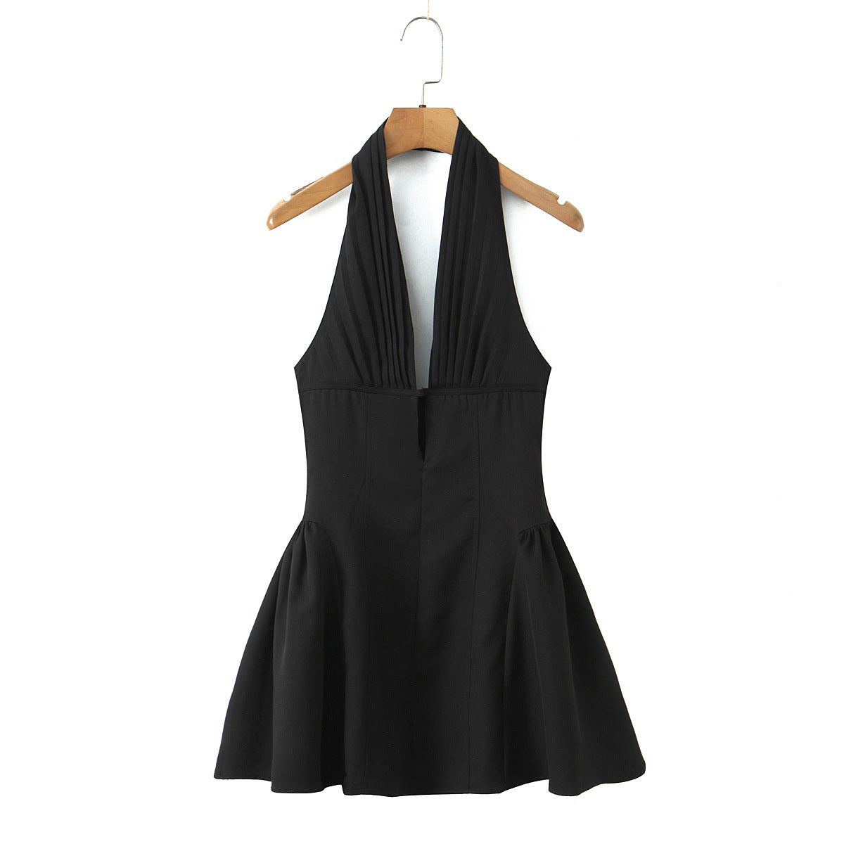 Sexy Solid Color Sleeveless Halter Neck Party Dress In Polyester With Knee-Length Design