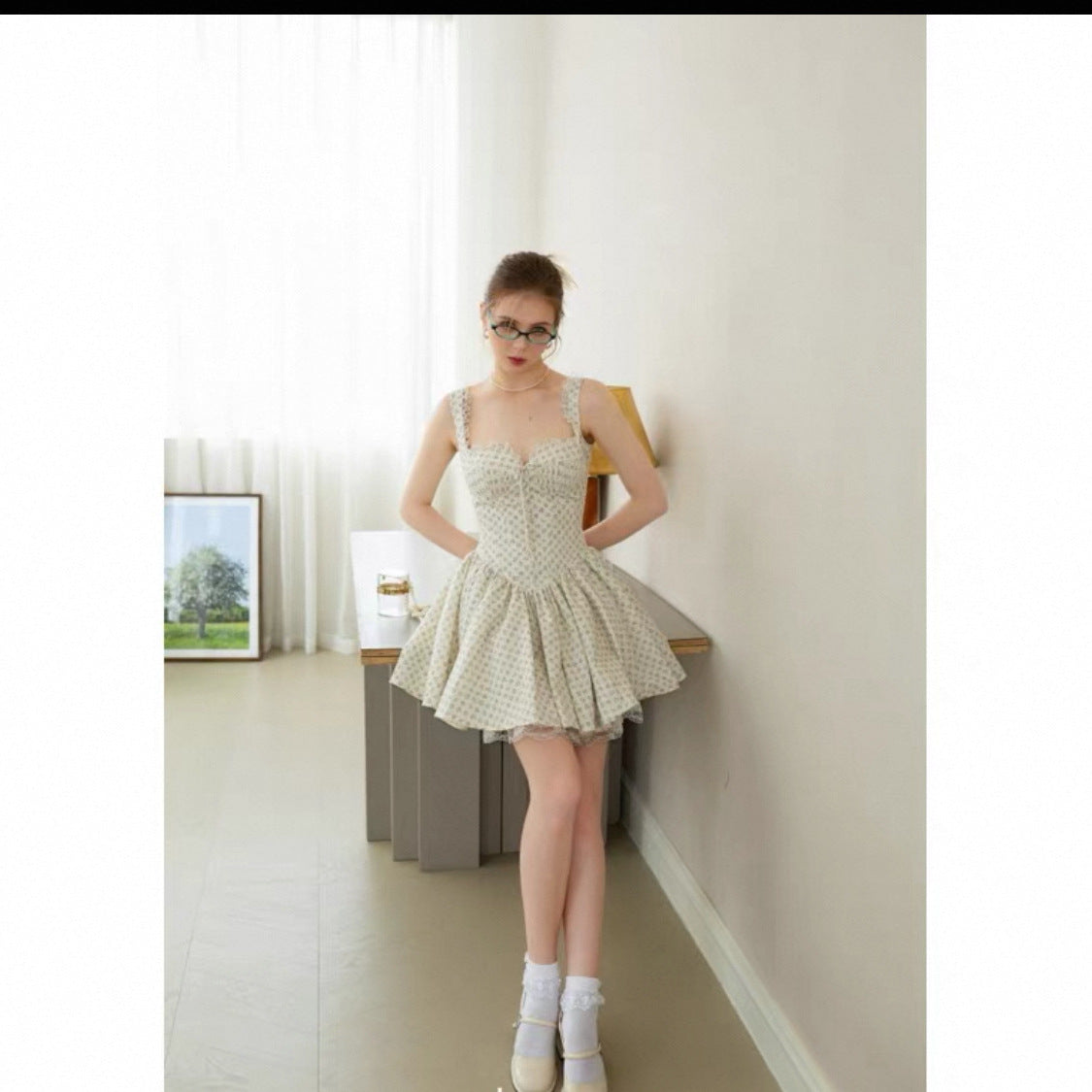 Sexy Sleeveless Floral Midi Dress With Collarless Neckline In Polyester Fabric