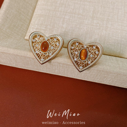 Maillard Style Heart Shape Jewelry Set For Women, Crafted In Copper With Elegant Coffer Finish