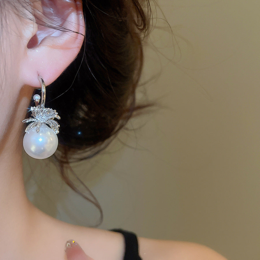 C Shape Stud Earrings For Women In Silver With Imitation Pearl And Zircon Inlay
