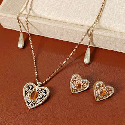 Maillard Style Heart Shape Jewelry Set For Women, Crafted In Copper With Elegant Coffer Finish