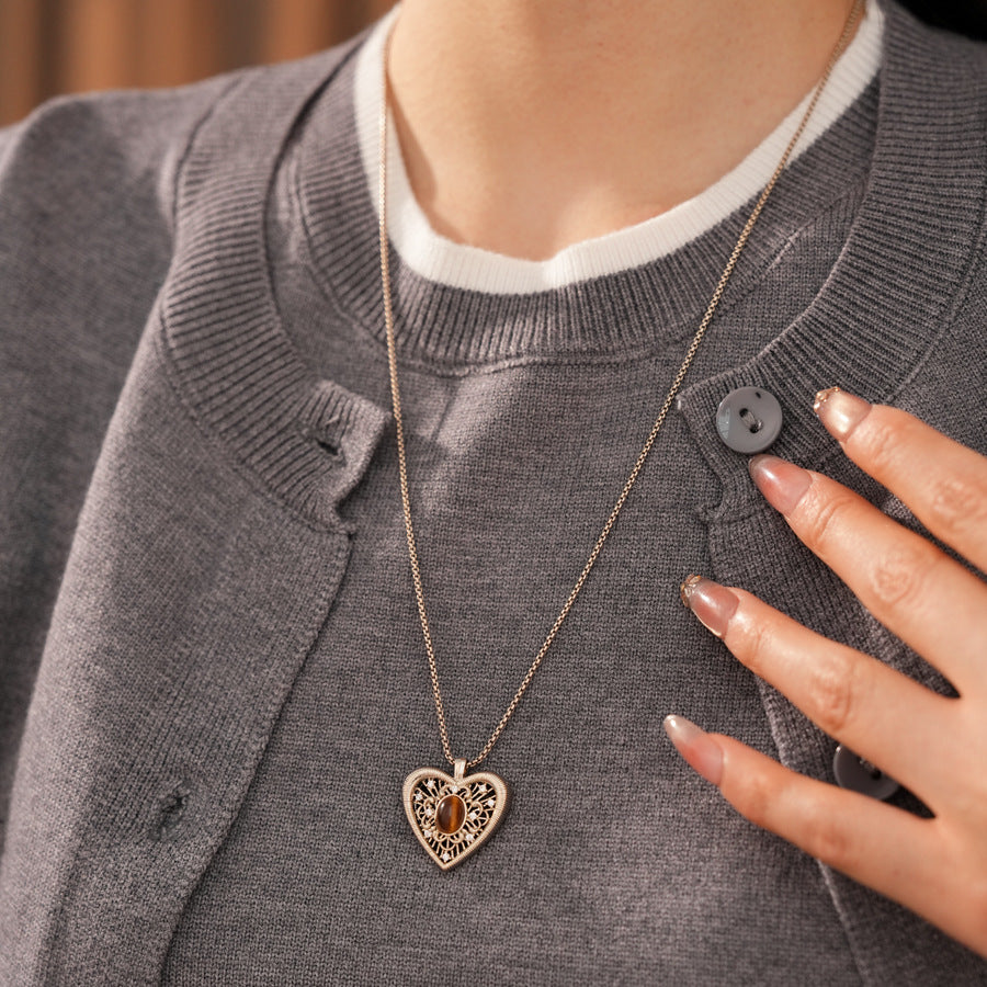 Maillard Style Heart Shape Jewelry Set For Women, Crafted In Copper With Elegant Coffer Finish