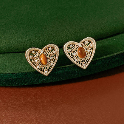 Maillard Style Heart Shape Jewelry Set For Women, Crafted In Copper With Elegant Coffer Finish