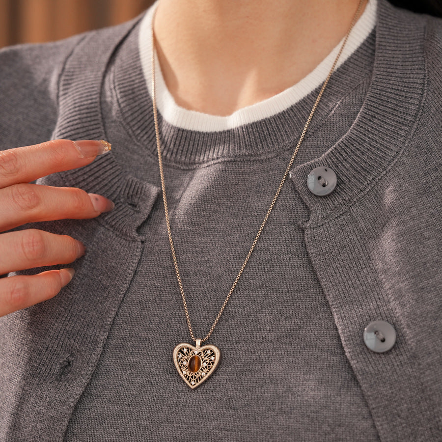 Maillard Style Heart Shape Jewelry Set For Women, Crafted In Copper With Elegant Coffer Finish