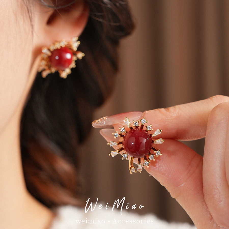 Flowers Earrings For Women In Golden Resin With Zircon Inlay