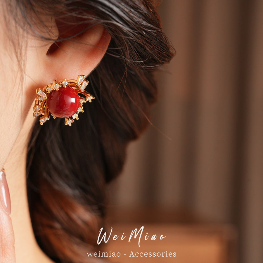 Flowers Earrings For Women In Golden Resin With Zircon Inlay