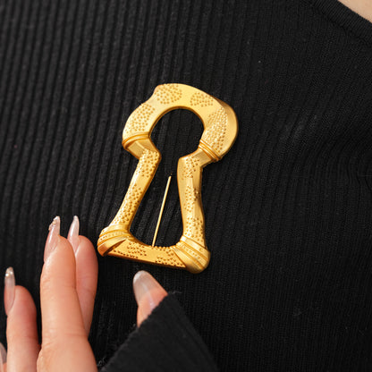 Golden Alloy Pin Featuring Durable Material And Stylish Design