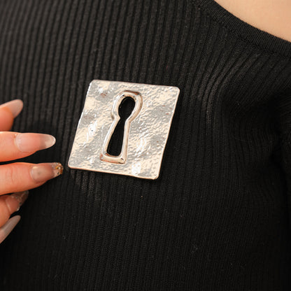 Golden Alloy Pin Featuring Durable Material And Stylish Design