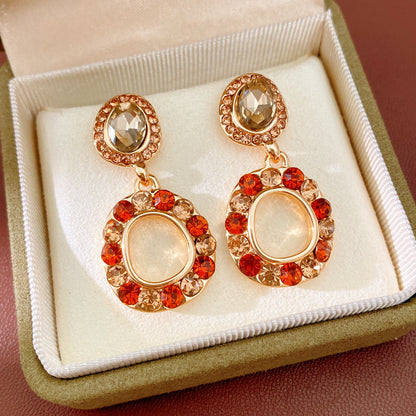 Round Retro Stud Earrings For Women In Golden Alloy With Rhinestones Inlay