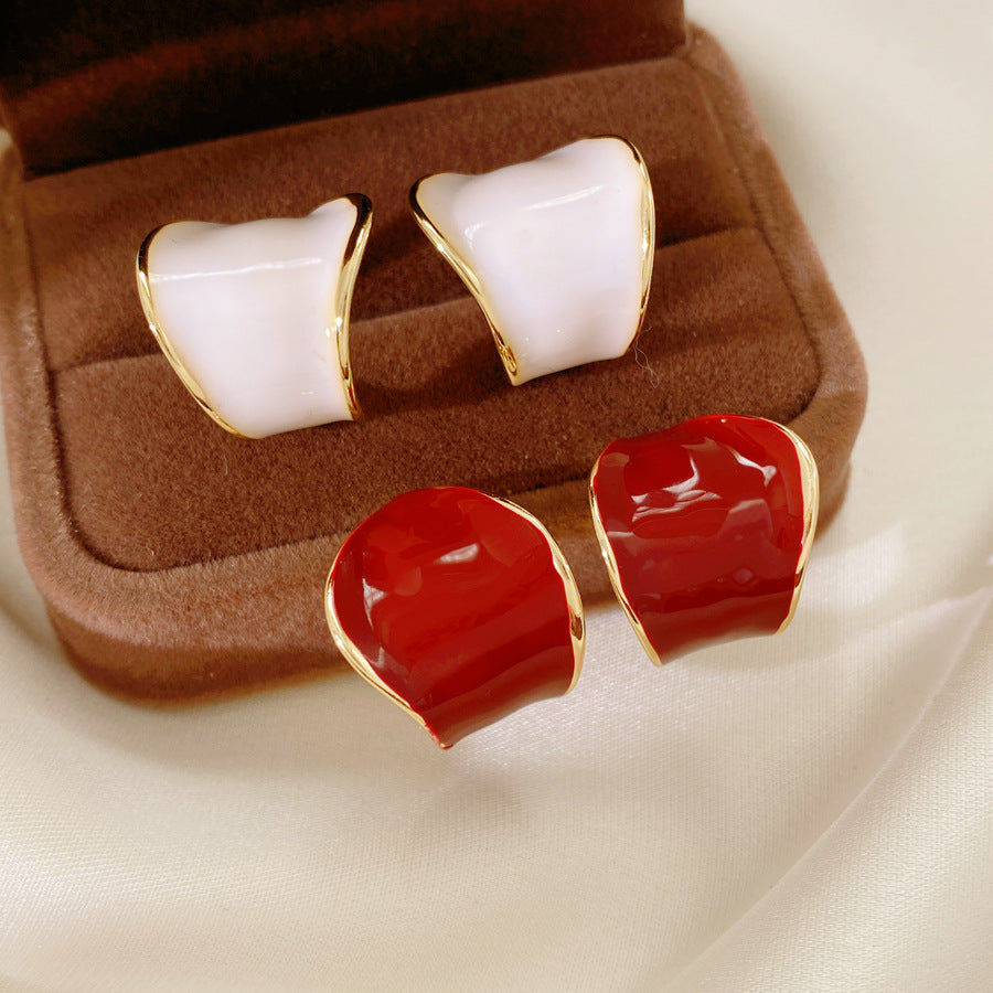 C Shape Earrings For Women In Golden Alloy, Stylish And Elegant Design