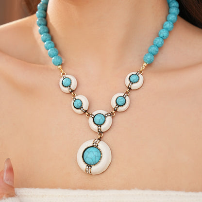 Retro Jewelry Set Featuring Round Pattern In Golden Color With Durable Resin Material