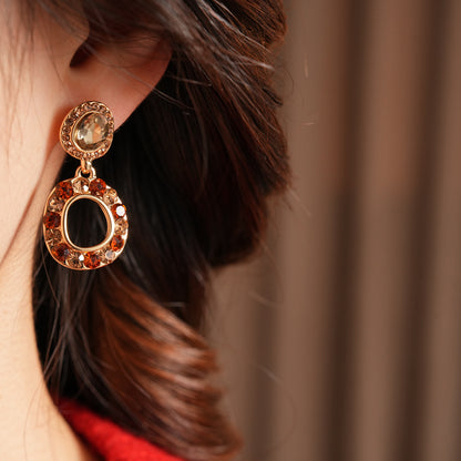Round Retro Stud Earrings For Women In Golden Alloy With Rhinestones Inlay