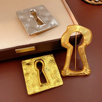 Golden Alloy Pin Featuring Durable Material And Stylish Design