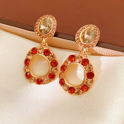 Round Retro Stud Earrings For Women In Golden Alloy With Rhinestones Inlay