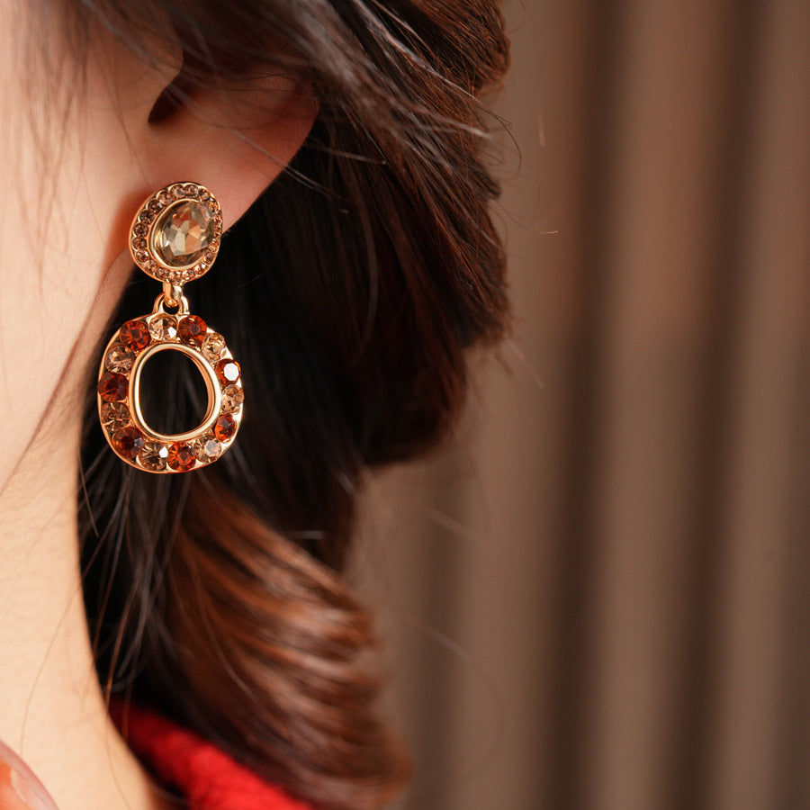 Round Retro Stud Earrings For Women In Golden Alloy With Rhinestones Inlay