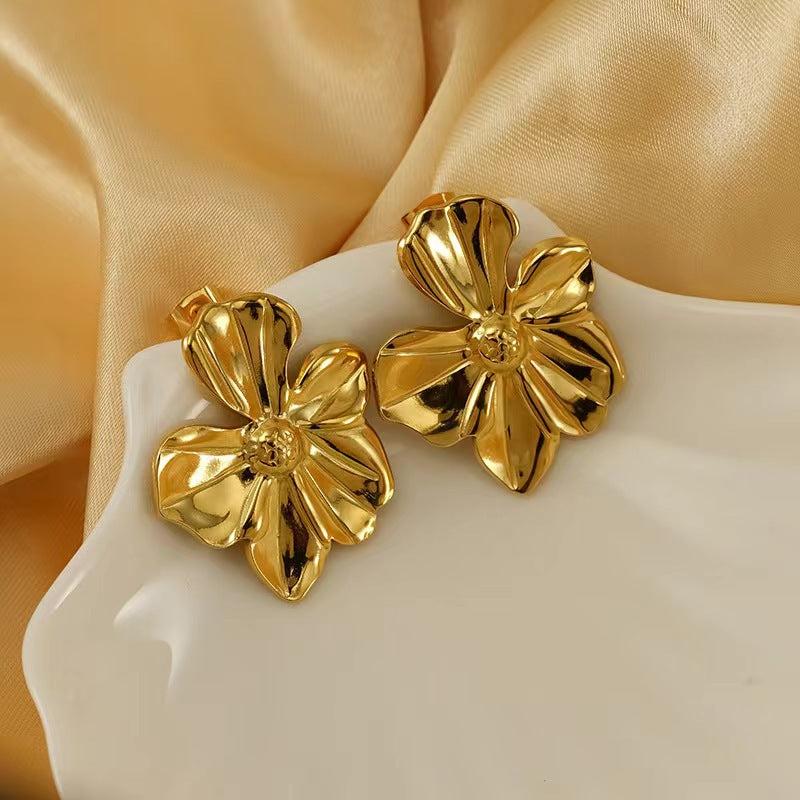Flowers Earrings For Women Made Of Titanium Steel In Golden Color