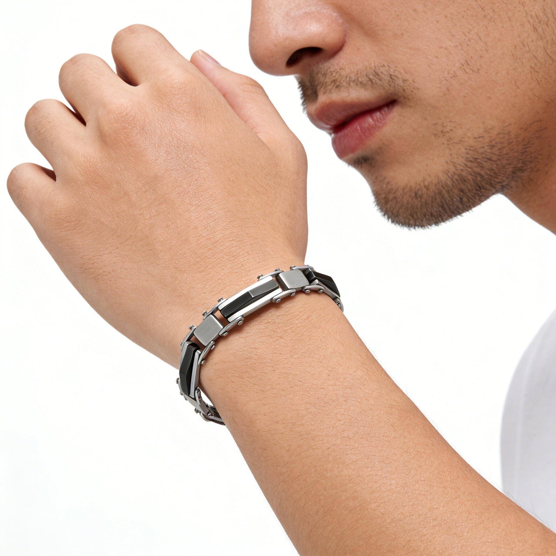 Men's 304 Stainless Steel Wristband In Steel Color With PVD Coated Finish