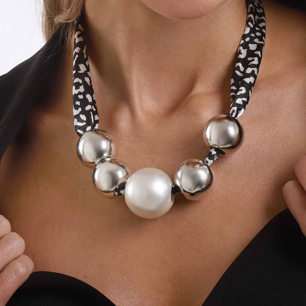Leopard Print Sweater Chain Necklace For Maillard Style In Black