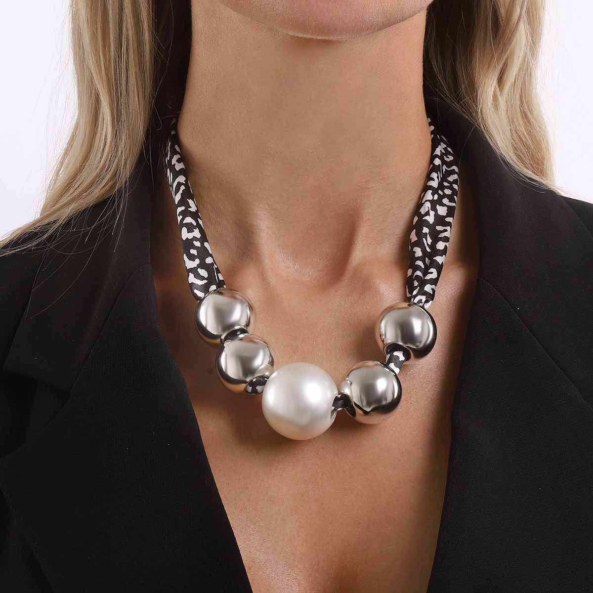 Leopard Print Sweater Chain Necklace For Maillard Style In Black
