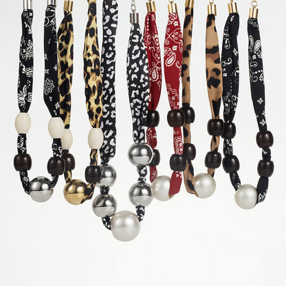 Leopard Print Sweater Chain Necklace For Maillard Style In Black