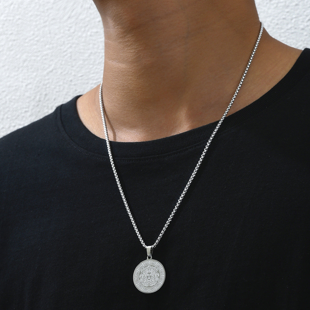 Hip-Hop Style Snake Necklace In Steel Color For A Bold Fashion Statement