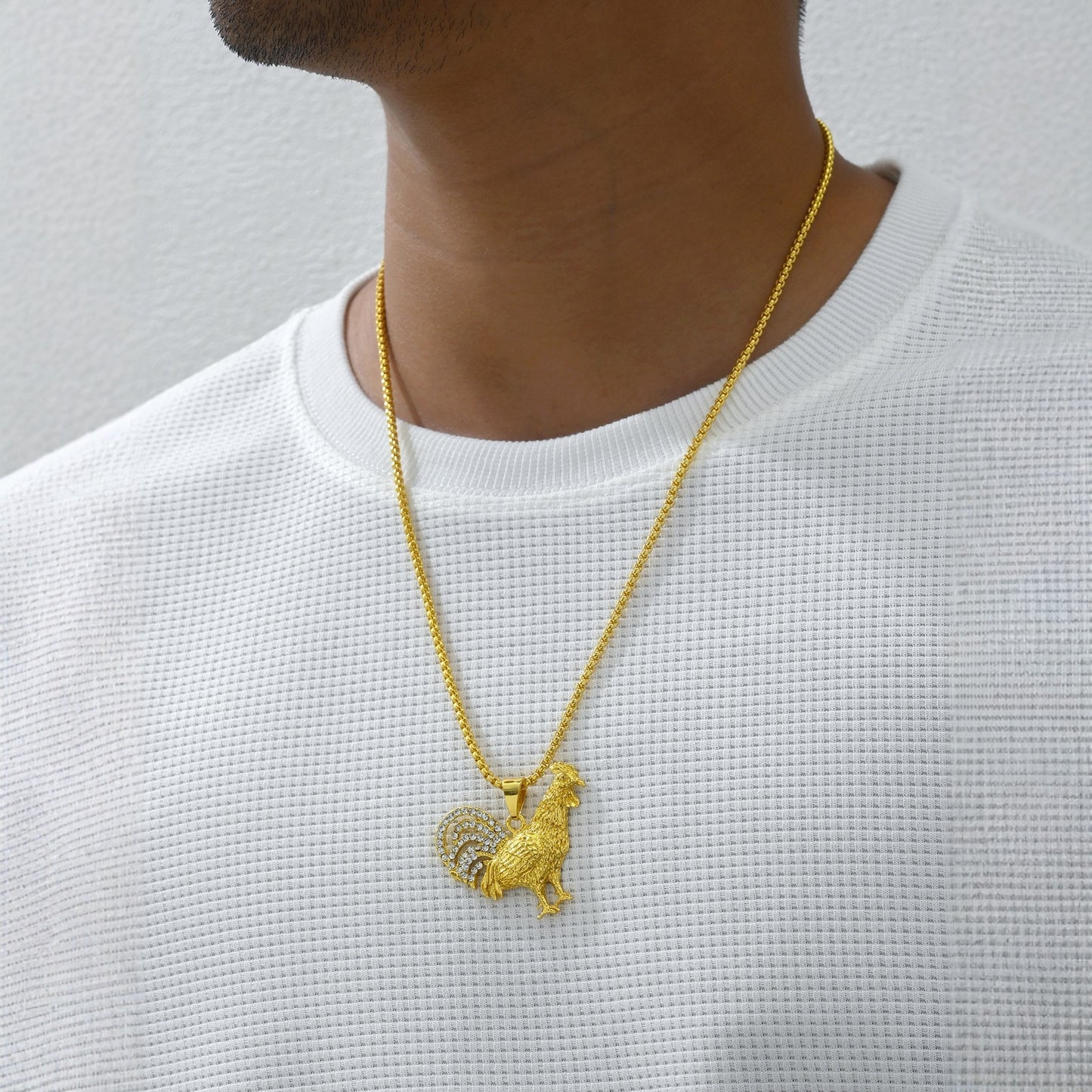 Golden Hip-Hop Animal Pendant For Stylish Looks Made With Durable Alloy Material