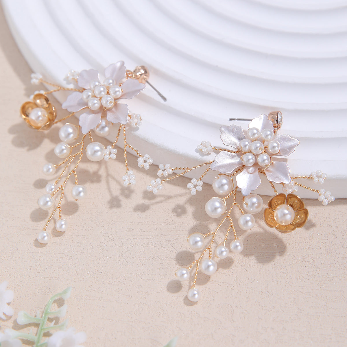 Vintage Style Handmade Copper Wedding Earrings For Women With Rhinestones, 1 Pair
