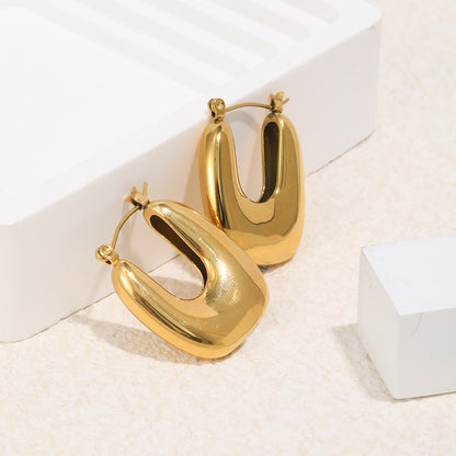 U Shape Earrings For Women In Elegant Golden Color