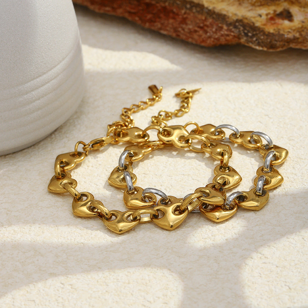 Heart Shape Bracelet For Women In Golden 304 Stainless Steel