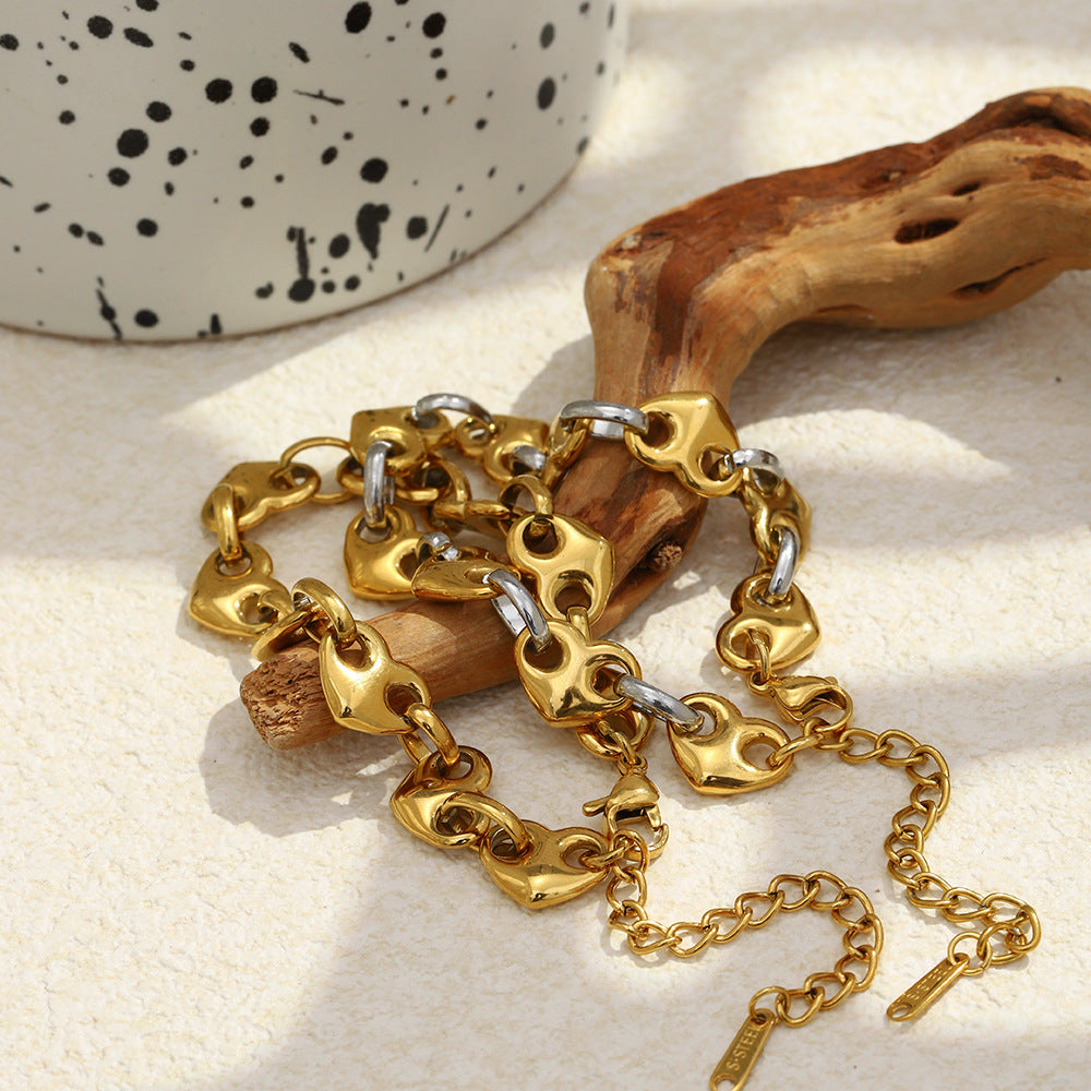 Heart Shape Bracelet For Women In Golden 304 Stainless Steel
