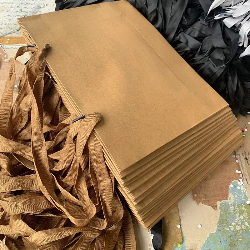 Paper Gift Bags For Party And Event Use, Perfect For Gift Wrapping And Celebration Packaging