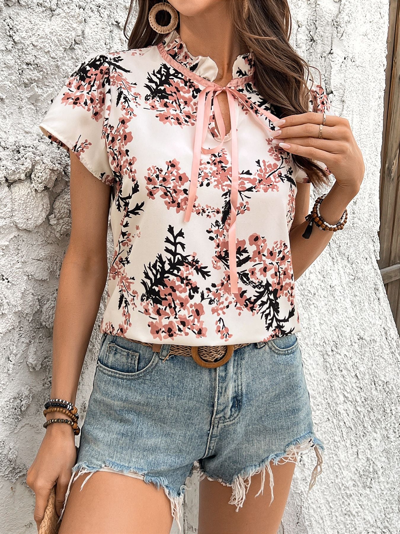 Casual Flowers Pattern Short Sleeve Polyester Shirt For Women With Printing And Standing Collar