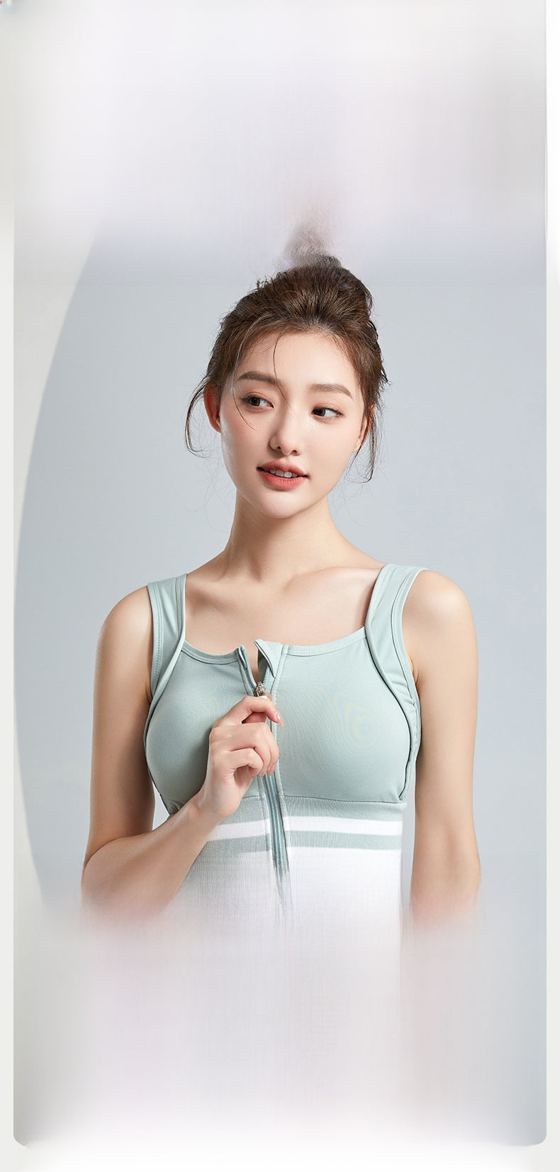 Push Up Sports Bra For Women In Nylon Fabric, Full Coverage Design Suitable For All Seasons