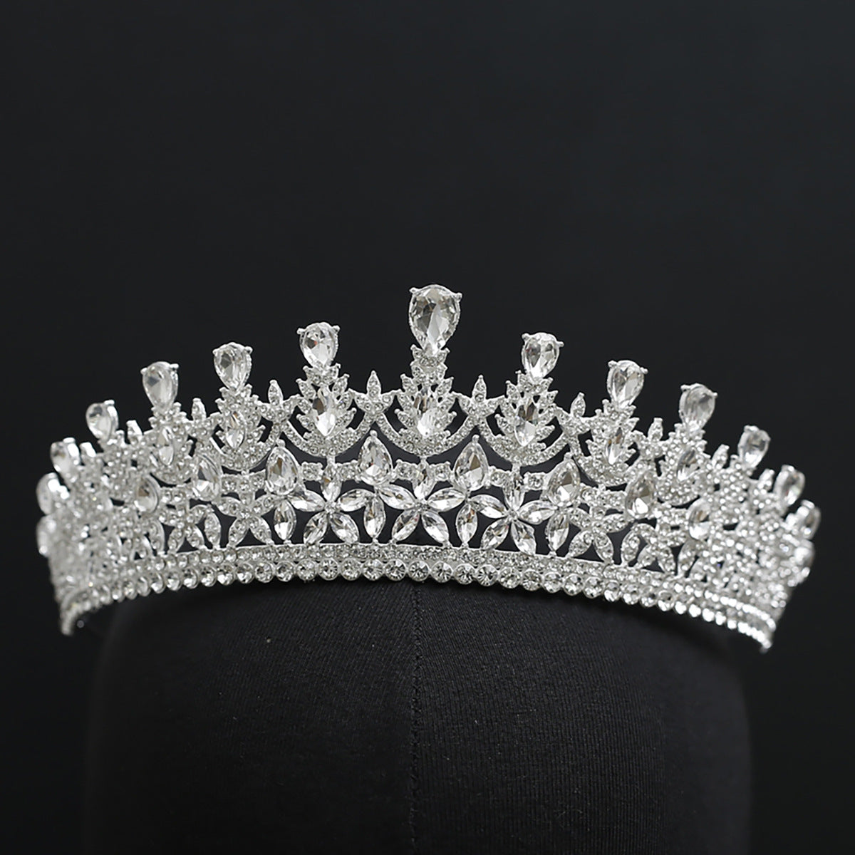 Durable Alloy Crown Featuring High-Quality Material For Reliable Performance