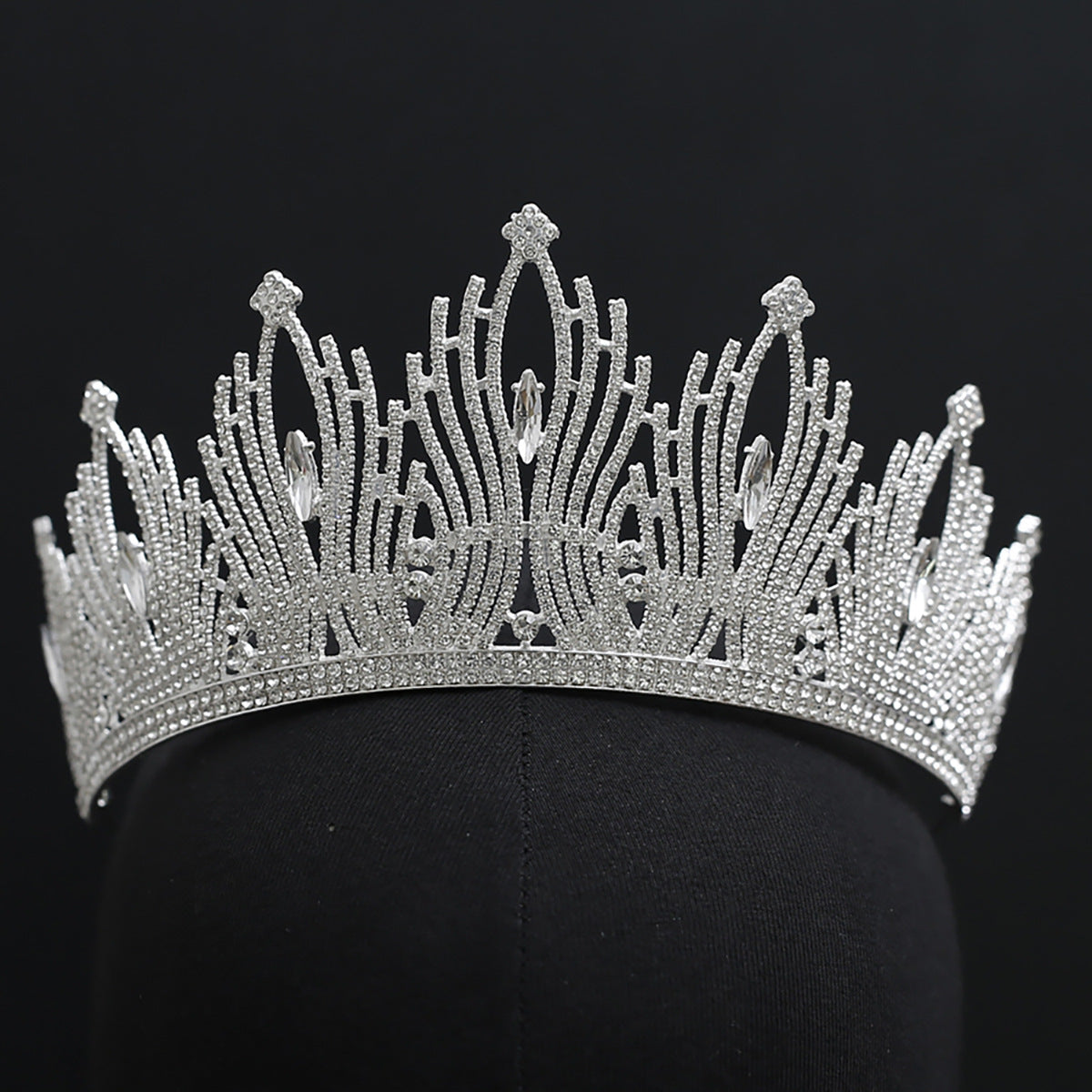 Durable Alloy Crown Featuring High-Quality Material For Reliable Performance