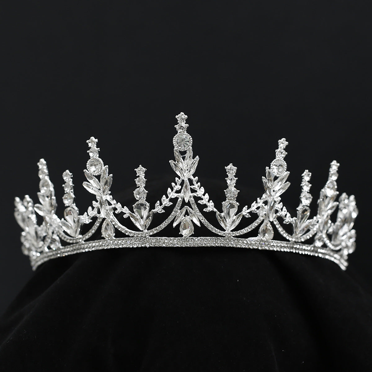 Durable Alloy Crown Featuring High-Quality Material For Reliable Performance
