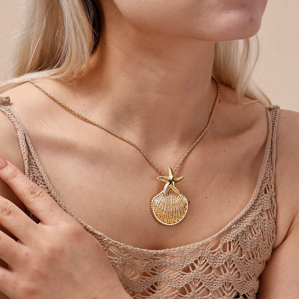 Starfish Necklace For Everyday Wear Featuring Elegant Design