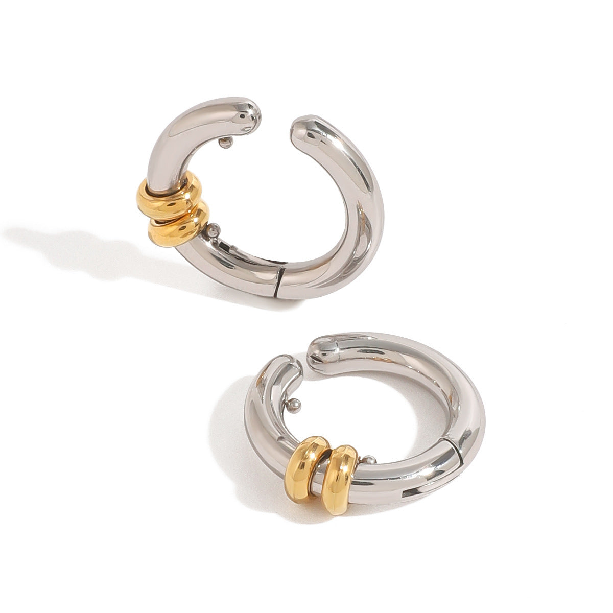 For Earrings Made Of Brass In Elegant Golden Finish