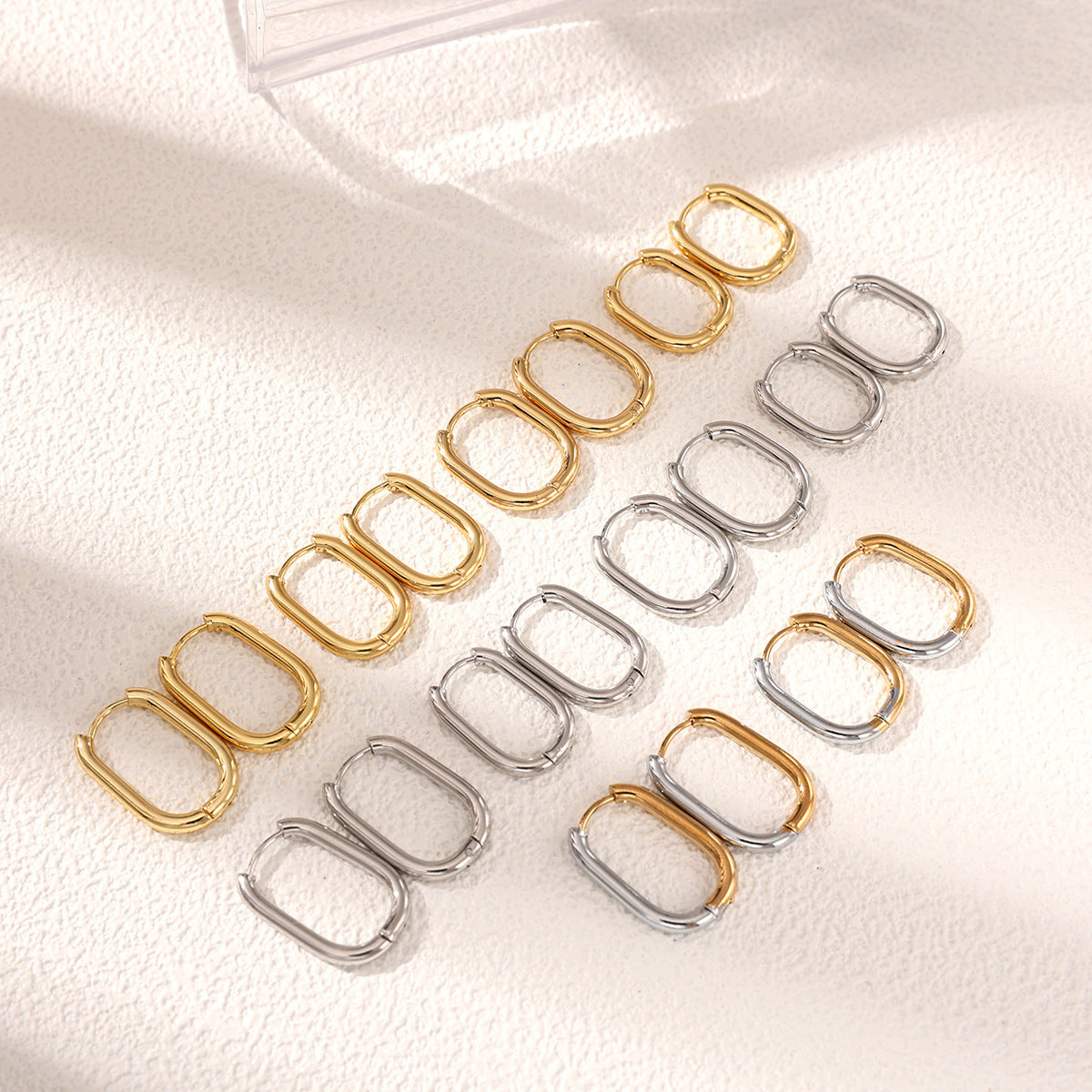 Sweet Circle Stud Earrings For Women In Steel Color, Made Of Durable Titanium Steel