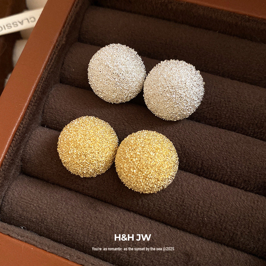 For Stud Earrings In Golden Alloy, Elegant And Durable Jewelry Accessory
