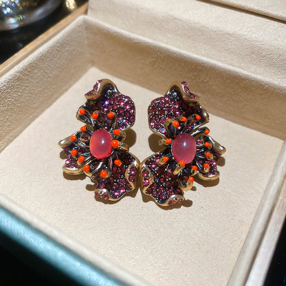 Retro Golden Resin Flowers Earrings For Women With Artificial Diamond Inlay