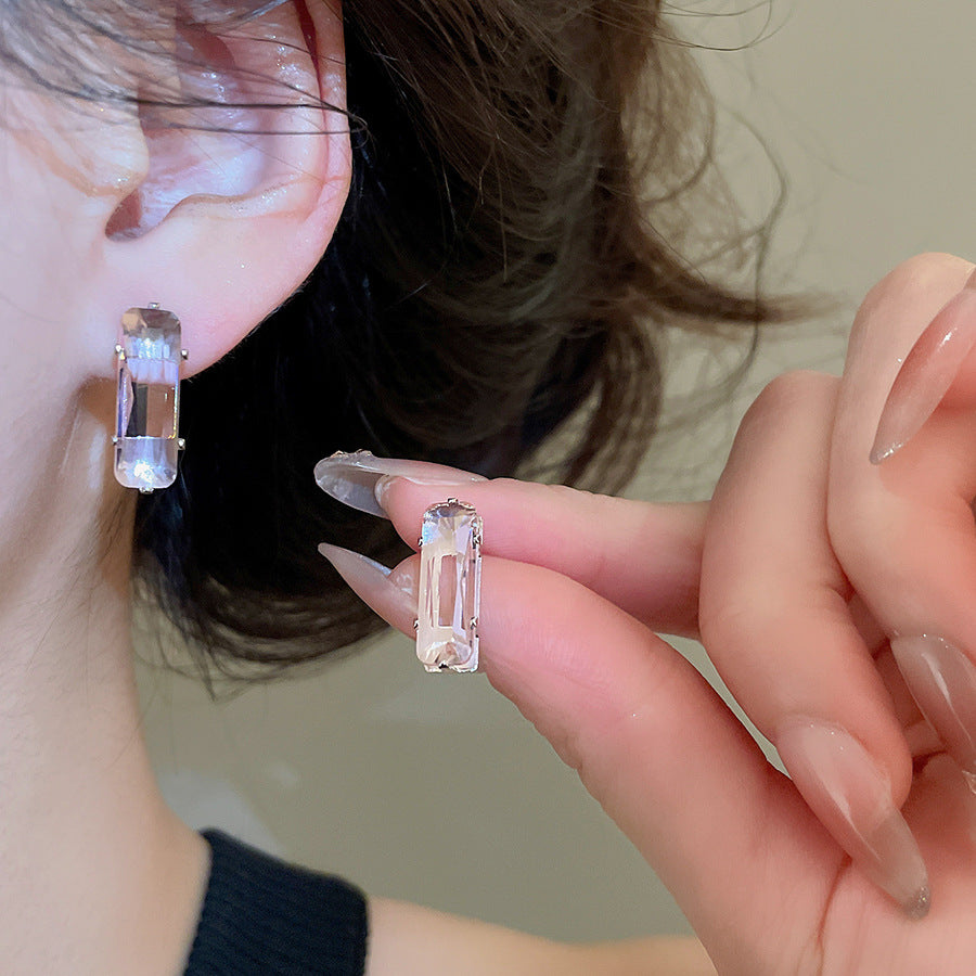 Simple Style Rectangle Stud Earrings For Women In Copper With Zircon Inlay