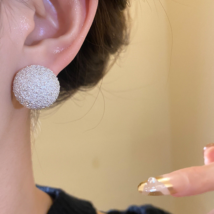 For Stud Earrings In Golden Alloy, Elegant And Durable Jewelry Accessory