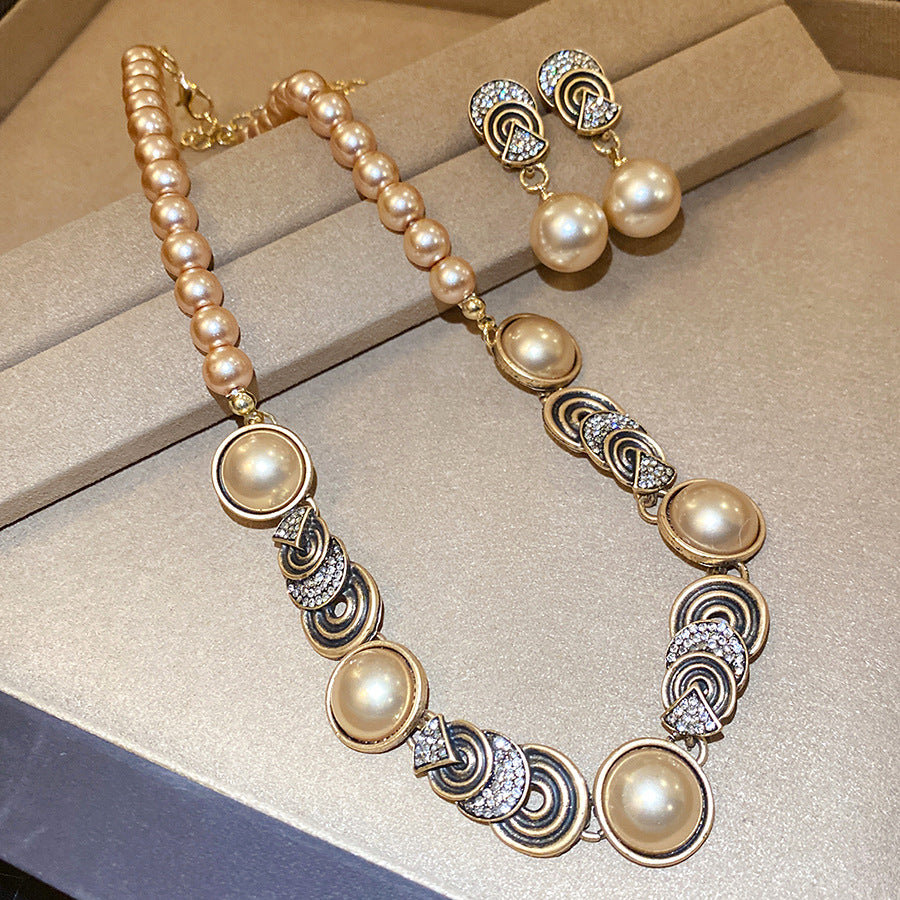 Retro Round Imitation Pearl Necklace For Women In Golden Color, Perfect For Daily Wear