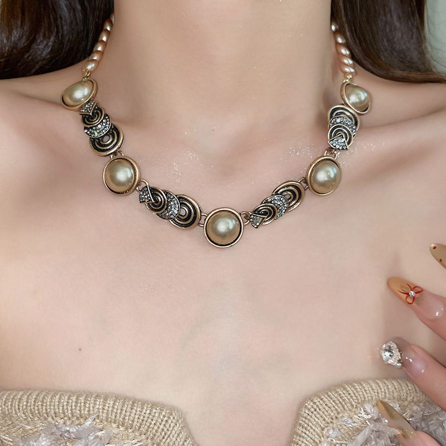 Retro Round Imitation Pearl Necklace For Women In Golden Color, Perfect For Daily Wear