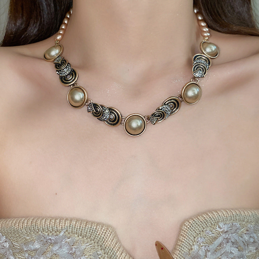 Retro Round Imitation Pearl Necklace For Women In Golden Color, Perfect For Daily Wear