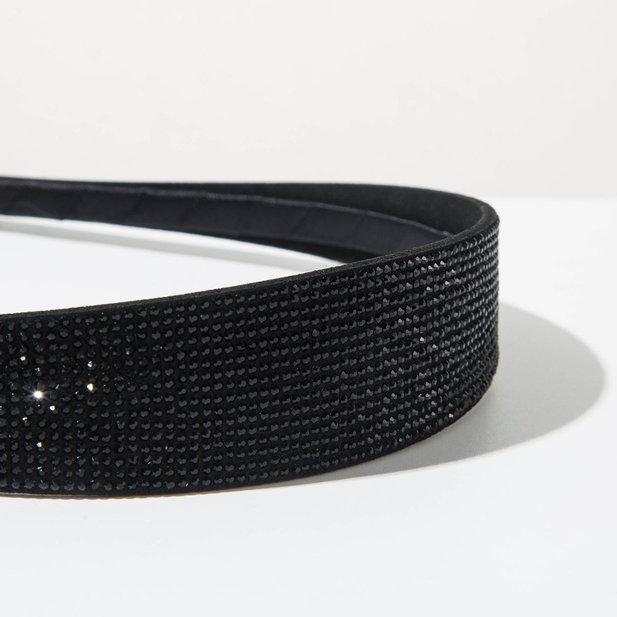 Black Cloth Hair Band Hair Accessory For Comfortable And Stylish Hair Styling