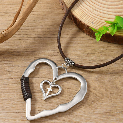 Heart Shape Sweater Chain Necklace For Women Featuring Durable Leather Rope